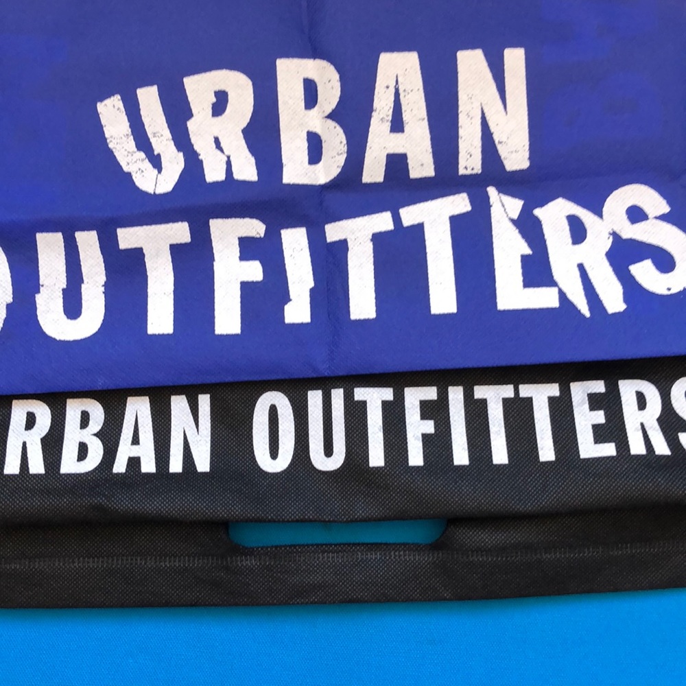 urban outfitter bags